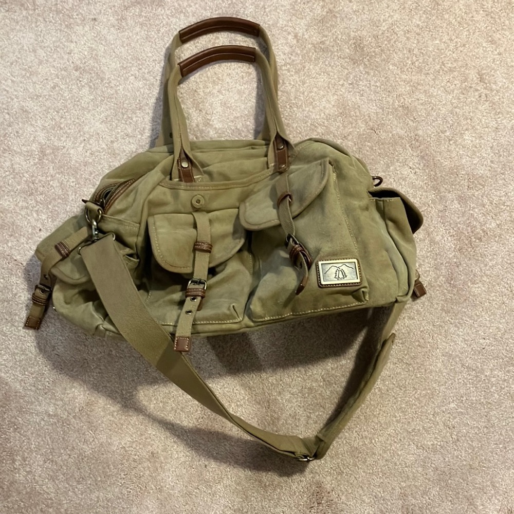 Large travel bag